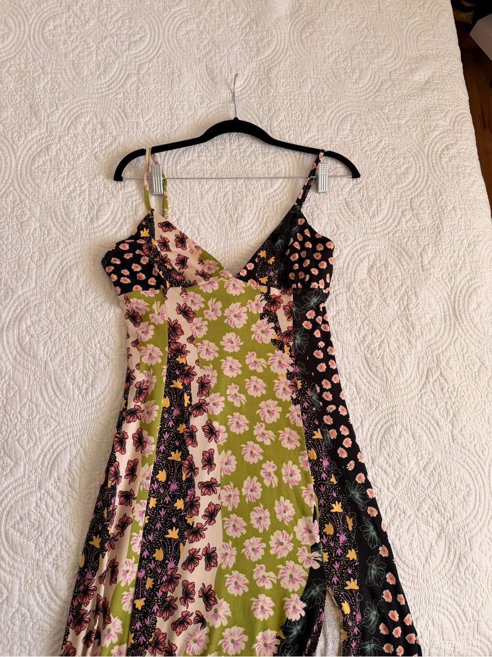 Gorgeous Urban Outfitters Floral Summer Midi Dress with Slit Black Green Pink - Picture 5 of 8
